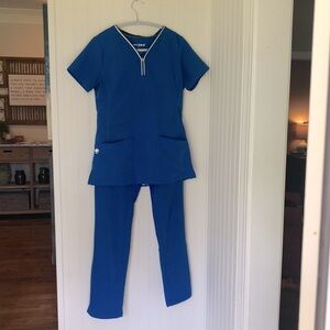 Healing Hands HH360 Scrub set - Offers Welcome